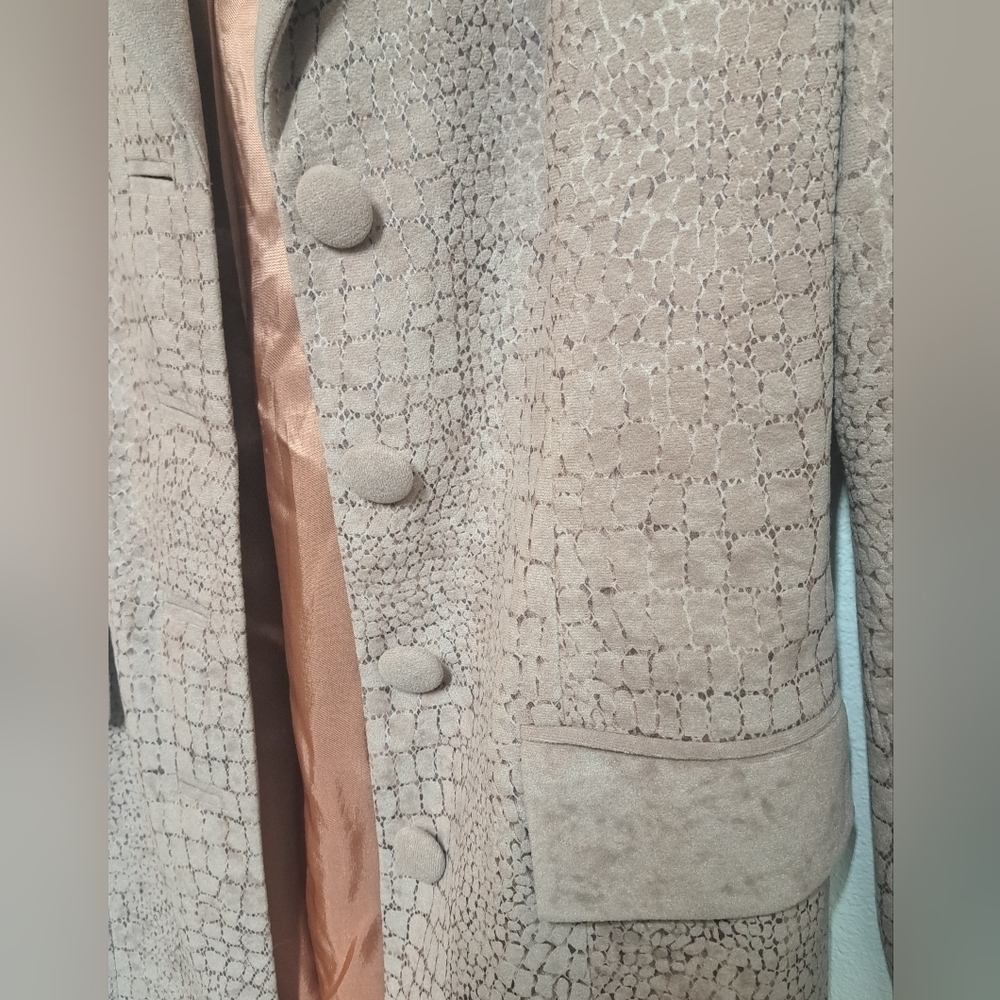 D'Ora New York Womens Size 8 Croc Embossed Faux Suede Long Blazer Jacket Tan - Picture 7 of 11